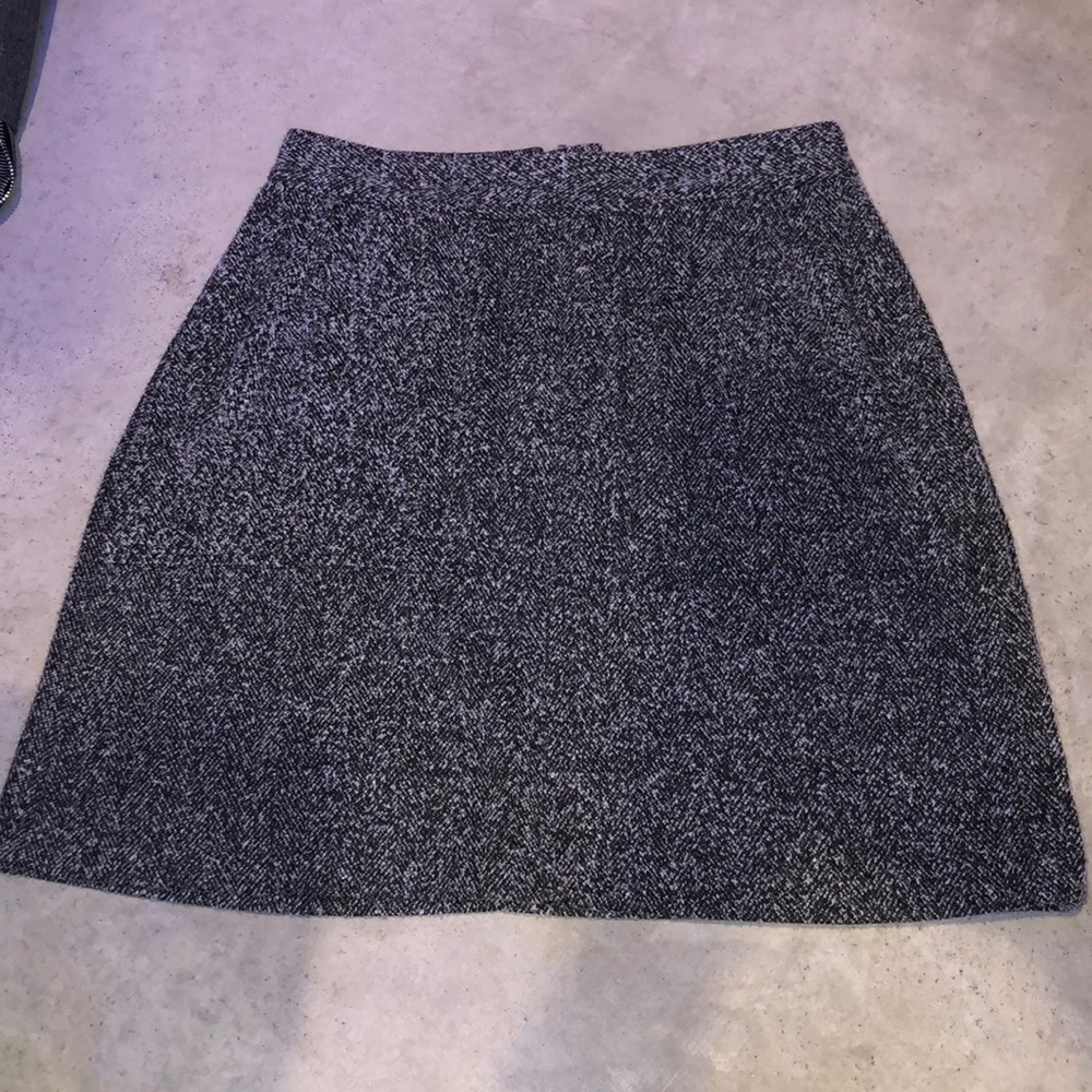 Tweed skirt
